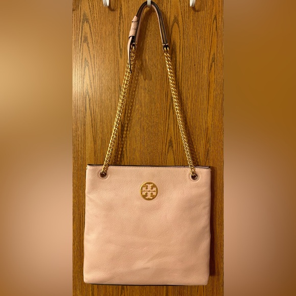 Tory Burch Everly Swingback Pebbled Leather Blush Colored Bag - Picture 9 of 13